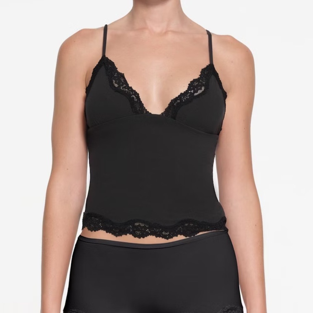 SKIMS Fits Everbody Black Lace Trim Cami